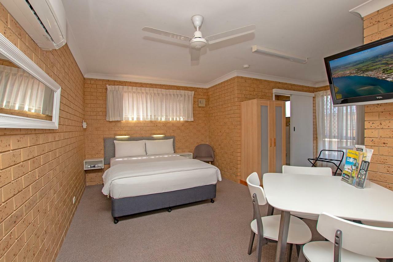 Coast Inn Motel Балліна Екстер'єр фото